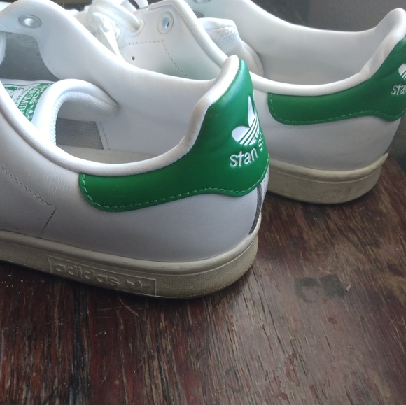 Stan Smith Adidas size 13 Men's tennis shoes- Green and White- sneakers - Picture 3 of 16